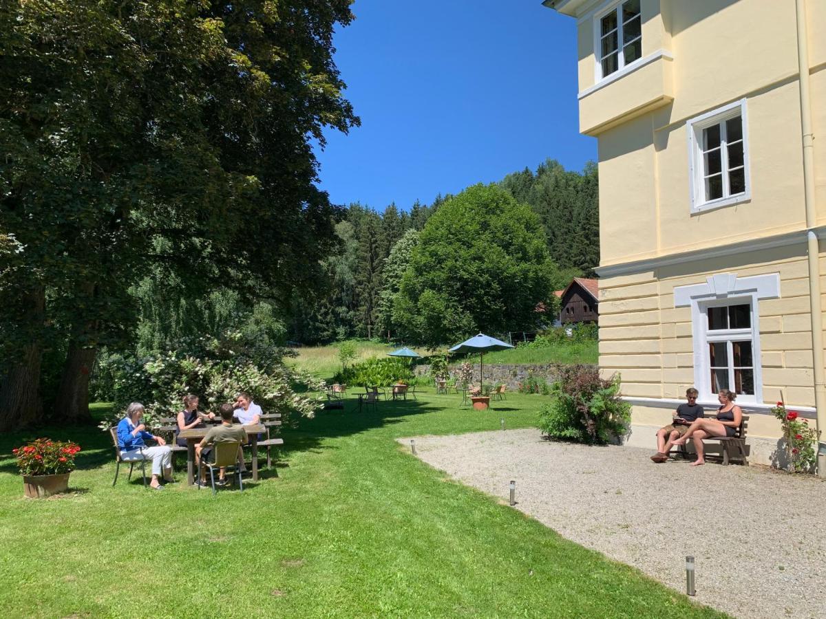 Hotel Landsitz Pichlschloss Neumarkt in Steiermark Exterior photo