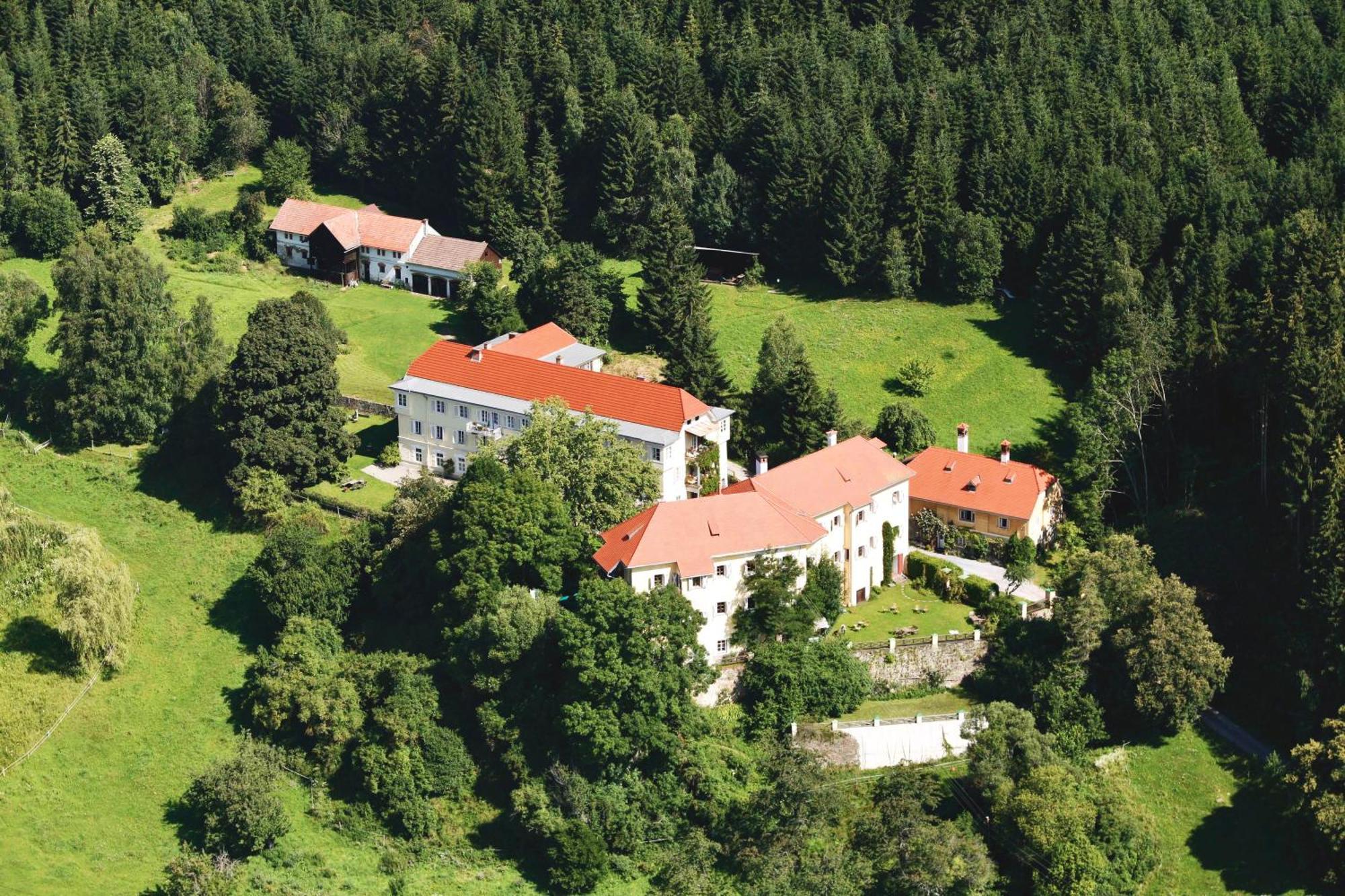 Hotel Landsitz Pichlschloss Neumarkt in Steiermark Exterior photo