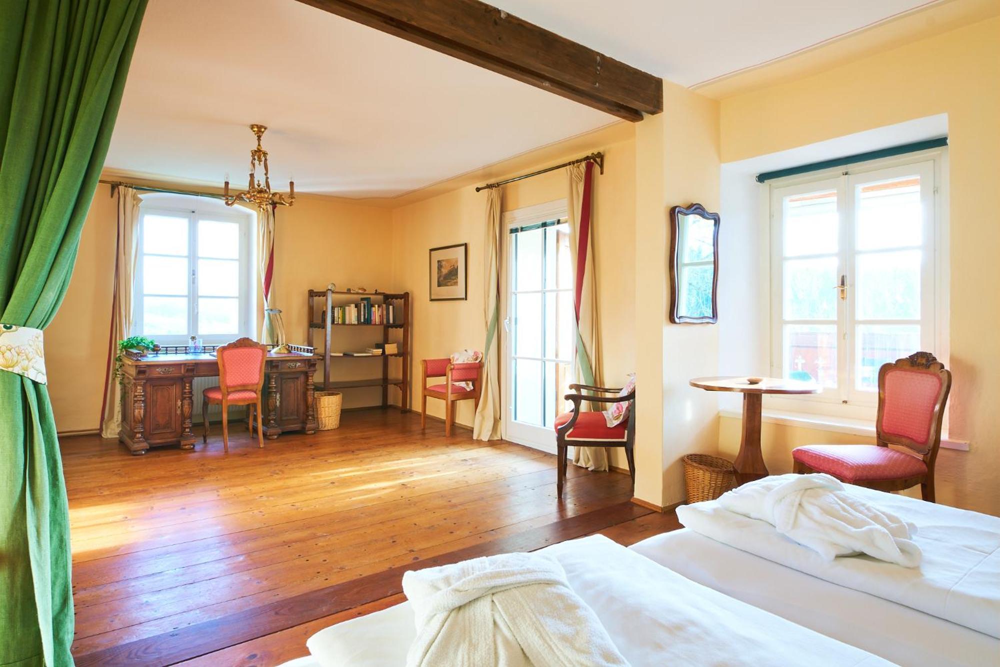 Hotel Landsitz Pichlschloss Neumarkt in Steiermark Exterior photo
