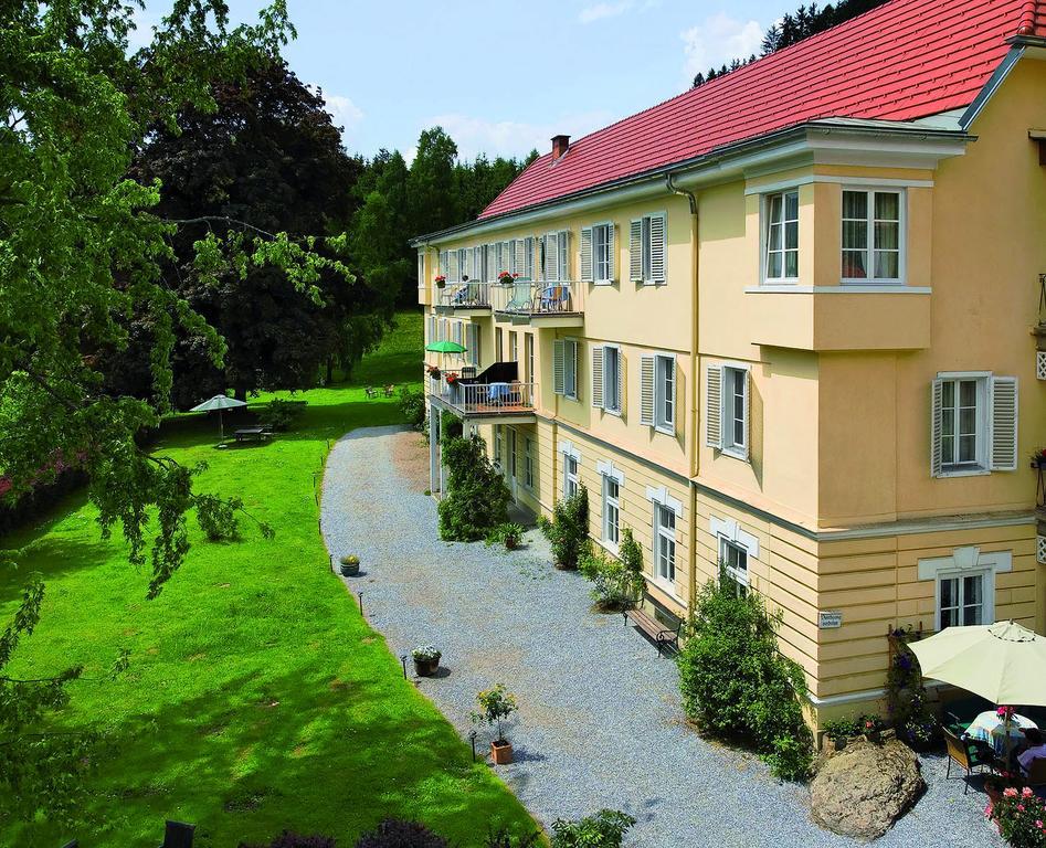 Hotel Landsitz Pichlschloss Neumarkt in Steiermark Exterior photo