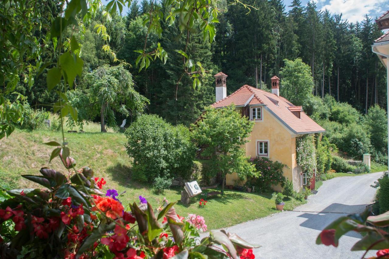 Hotel Landsitz Pichlschloss Neumarkt in Steiermark Exterior photo