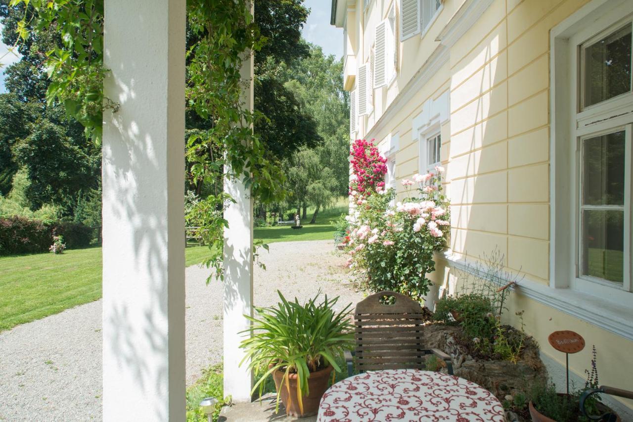 Hotel Landsitz Pichlschloss Neumarkt in Steiermark Exterior photo